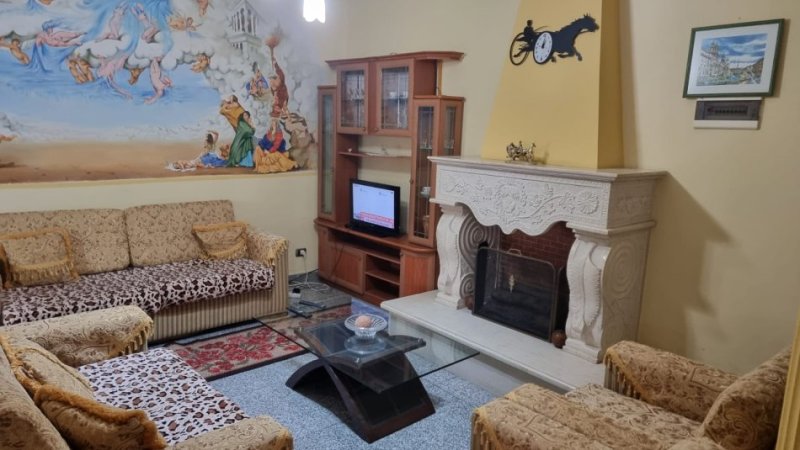 Tirane, jepet me qera apartament 2+1 Kati 2, 100 m² 450 € (JEPET ME QERA SUPER APARTAMENTI 2+1 NE ZONEN E 21 DHJETORIT.)