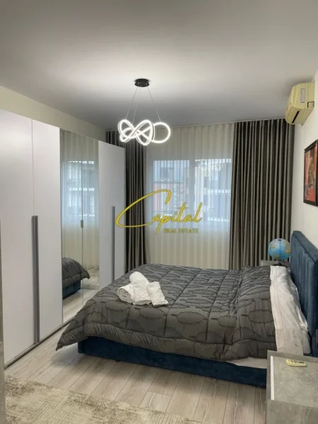 Tirane, jepet me qera apartament 1+1 Kati 8, 70 m² 1.000 € (RRUGA E KOSOVAREVE)