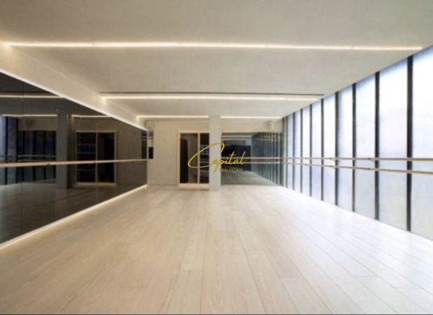 Tirane, jepet me qera dyqan Kati 0, 287 m² 9.300 € (RRUGA E KAVAJES)