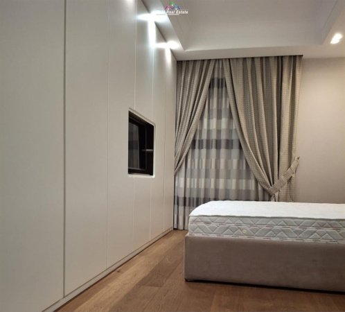 Tirane, jepet me qera apartament 2+1 Kati 4, 122 m² 1.250 € (delijorgji)