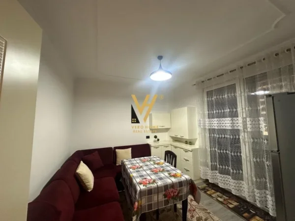 Tirane, shitet apartament 3+1+Aneks+Ballkon Kati 2, 153 m² 265.000 € (OXHAKU)