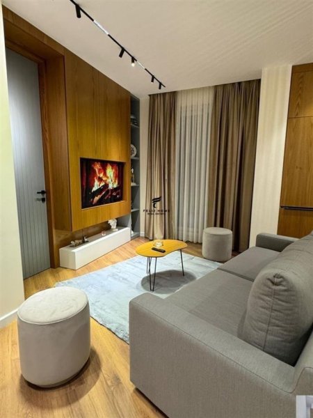 Tirane, jepet me qera apartament 2+1+Ballkon Kati 5, 70 m² 1.500 € (KOPSHTI ZOOLOGJIK)