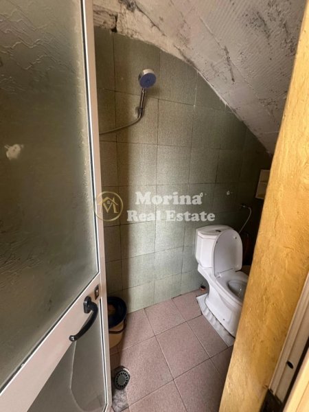 Tirane, jepet me qera apartament 1+1 Kati 1, 55 m² 330 € (Rruga E Dibres)