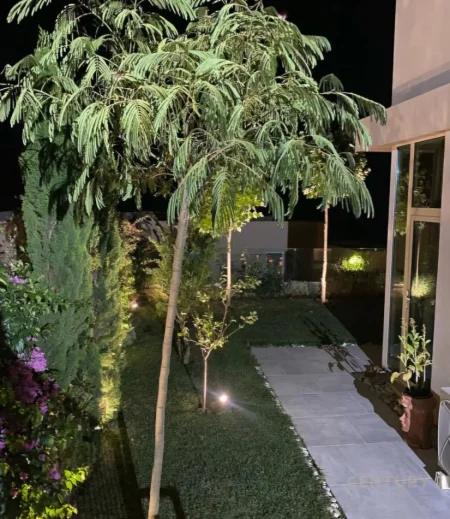 Dhermi - Palase, shitet apartament 2+1+Ballkon Kati 0, 80 m² 660.000 € (Dhermi)