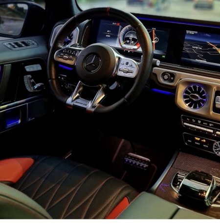 Tirane, shes makine Benzin, e zeze automatik Klima 110.000 km 190.000 €