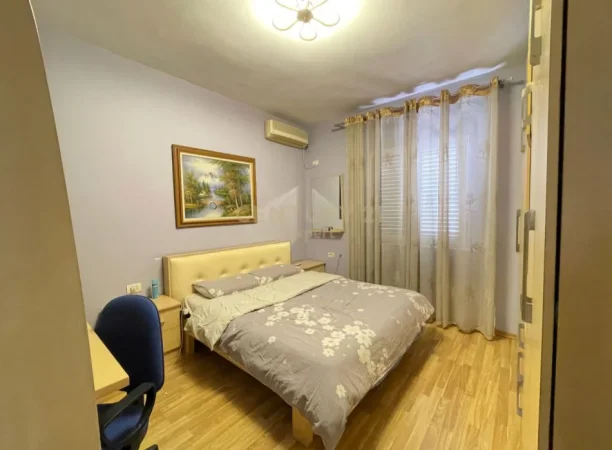 Tirane, shitet apartament 3+1+Ballkon Kati 4, 150 m² 320.000 € (Zogu I Zi)