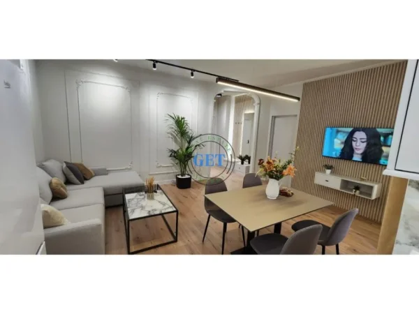 Durres, shitet apartament 1+1+Ballkon Kati 5, 70 m² 120.000 € (Plazh Iliria)