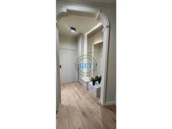 Durres, shitet apartament 1+1+Ballkon Kati 5, 70 m² 120.000 € (Plazh Iliria)