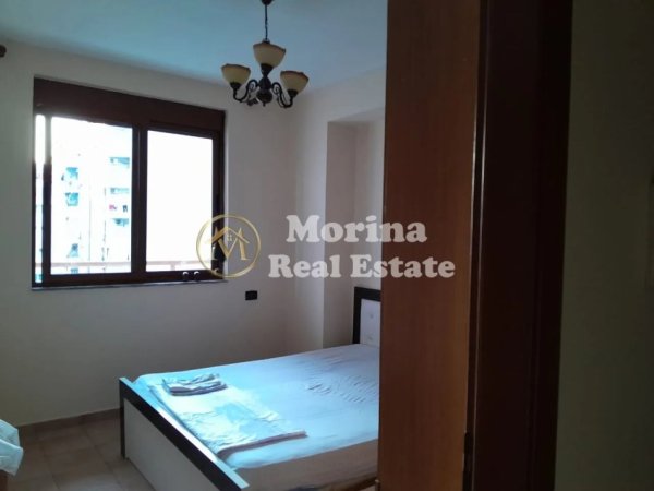 Tirane, jepet me qera apartament 1+1+Ballkon Kati 5, 65 m² 500 € (Ish Ekspozita)