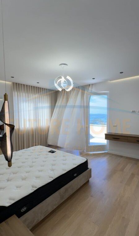 ALF45509 jepet me qera Vile 3 Katshe Kati 4, 680 m² 3.000 € (Petrele)