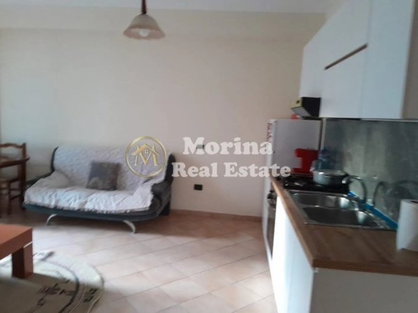 Tirane, jepet me qera apartament 1+1+Ballkon Kati 5, 65 m² 500 € (Ish Ekspozita)
