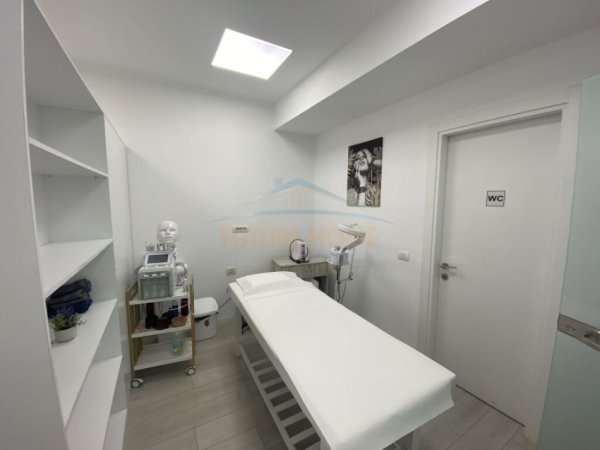 Tirane, shitet ambjent biznesi Kati 6, 125 m² 30.000 € (Blloku)