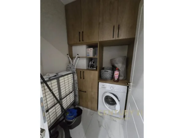 Tirane, shes apartament 2+1+2 , 119 m² 443.900 € (Lake View Residence, Liqeni i Tiranës)