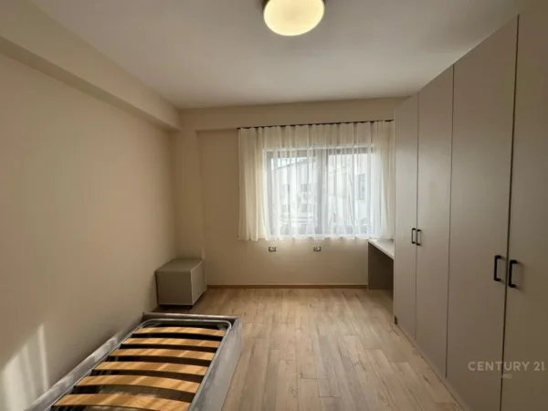 Tirane, jap me qera apartament 2+1 , 95 m² 650 € (Kodra e Diellit)