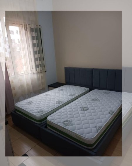 Tirane, jepet me qera shtepi 2 Katshe , 180 m² 500 € (Babrru)