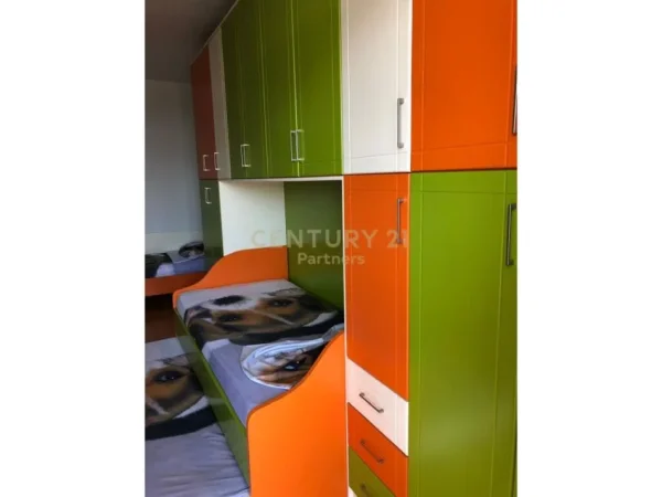 Tirane, shes apartament 2+1 , 133 m² 310.000 € (Komuna e Parisit)