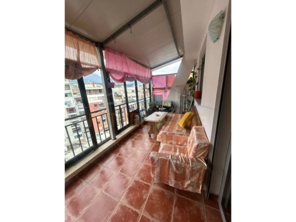 APARTAMENT 3+1 NE SHITJE NE FRESK