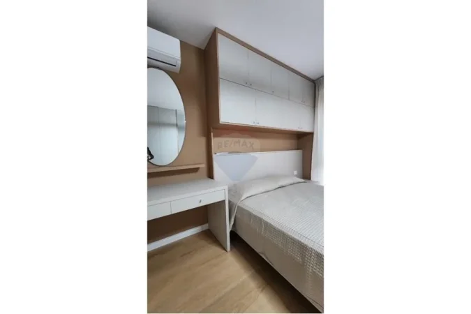 Tirane, jepet me qera apartament 1+1 Kati 5, 70 m² 700 € (Shkolla e Baletit)
