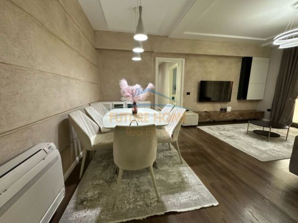 JEPET ME QERA APARTAMENT 3+1 KOMPLEKSI DELIJORGJI