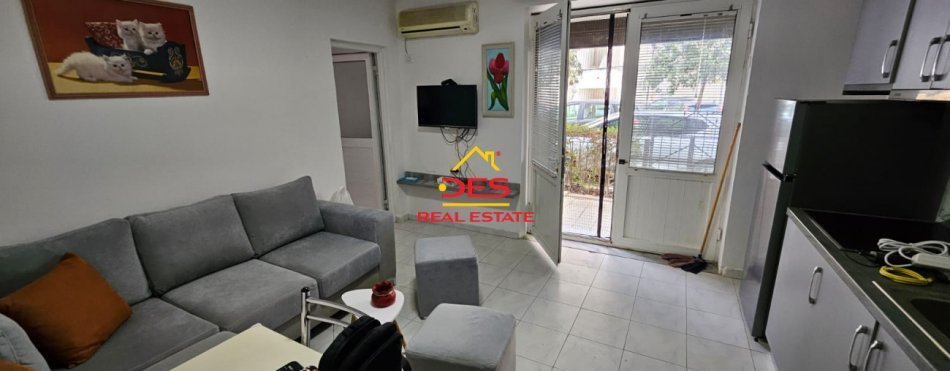 Vlore, jepet me qera 1+1 Kati 0, 70 m² 250 € (Rruga Sadik Zotaj)