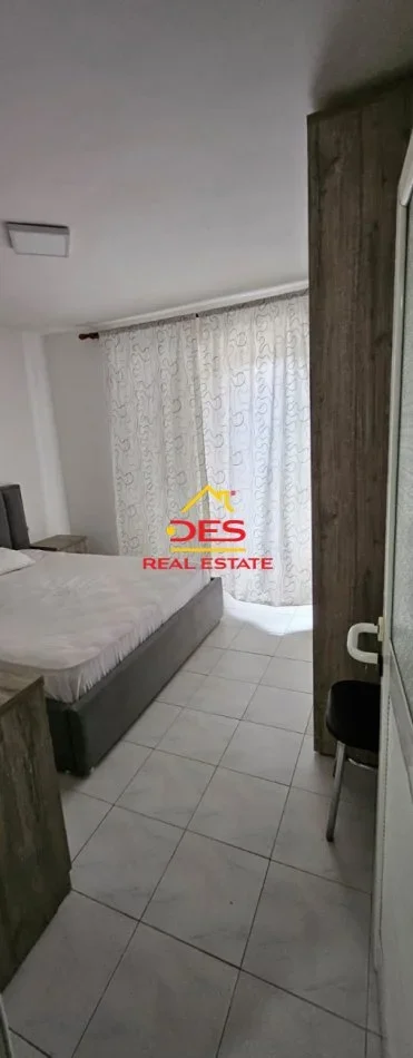 Vlore, jepet me qera 1+1 Kati 0, 70 m² 250 € (Rruga Sadik Zotaj)