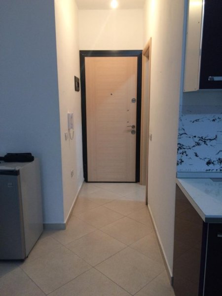 Tirane, jepet me qera apartament 1+1+Aneks+Ballkon Kati 3, 70 m² 400 € (Rruga Bill Klinton, Mbi Kristal Center, Komuna e Parisit)