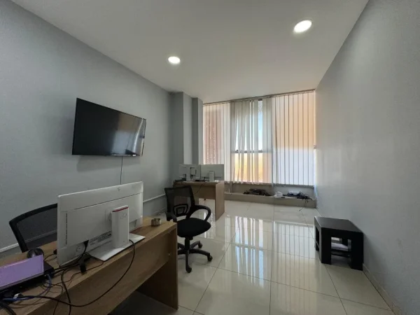 Tirane, shitet ambjent biznesi Kati 3, 755 m² 750.000 € (Astir)