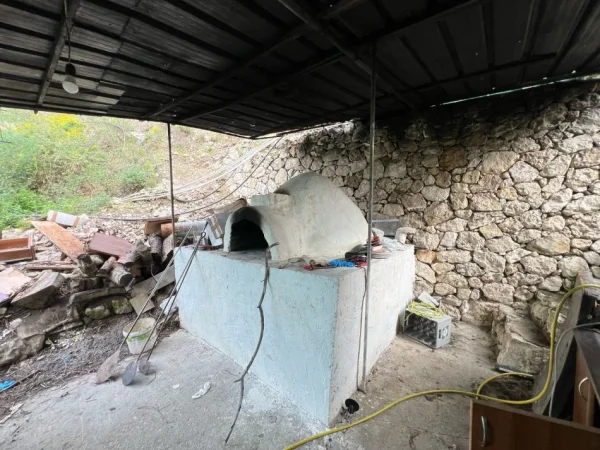 Vlore, jepet me qera hotel , 400 m² 35.000 € (Te pika e pare)