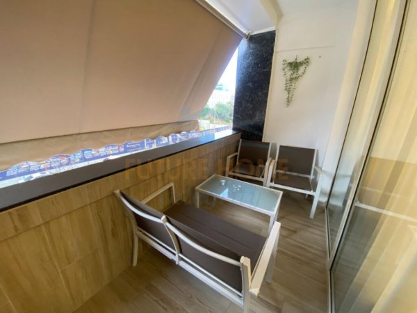 Tirane, jepet me qera apartament 2+1 Kati 2, 100 m² 1.800 € (Qender)