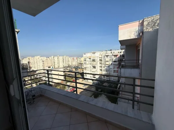 Tirane, shitet apartament 2+1+Ballkon Kati 7, 89 m² 108.000 € (Astir)