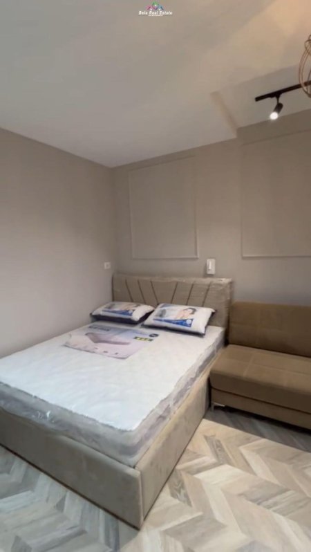 Tirane, jepet me qera garsonier Kati 6, 35 m² 550 € (pazari i ri)