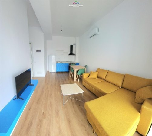 Tirane, jepet me qera apartament 1+1+Ballkon Kati 2, 60 m² 420 € (ali demi)