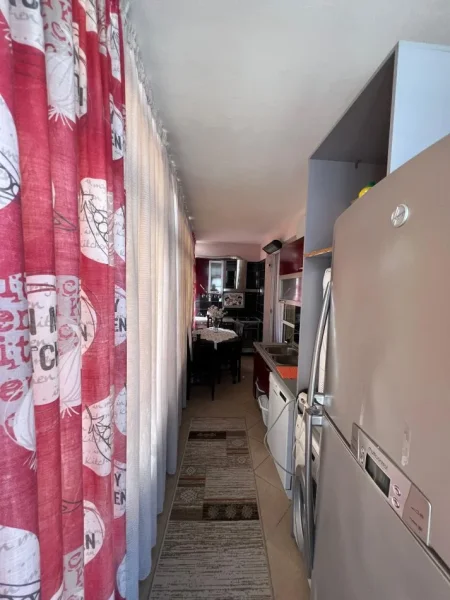 Tirane, jepet me qera apartament 2+1 Kati 8, 120 m² 500 € 