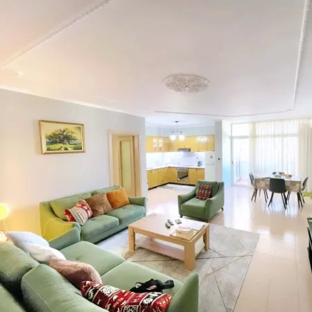 Tirane, shitet apartament 2+1 , 115 m² 235.000 € (Komuna e Parisit)