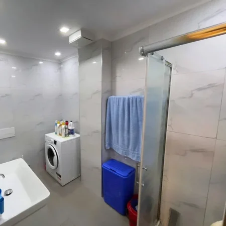 Tirane, shitet apartament 2+1 , 115 m² 235.000 € (Komuna e Parisit)