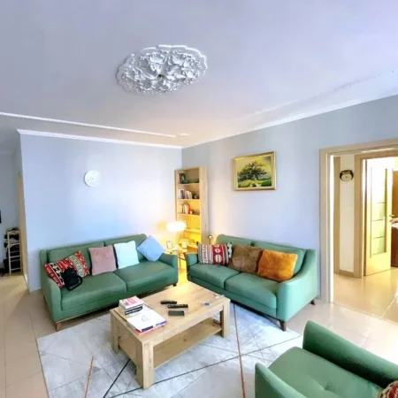 Tirane, shitet apartament 2+1 , 115 m² 235.000 € (Komuna e Parisit)