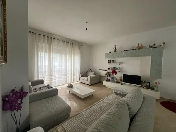 Durres, shitet apartament 2+1+Ballkon Kati 4, 113 m² 140.000 € (Hekurudha Durres)