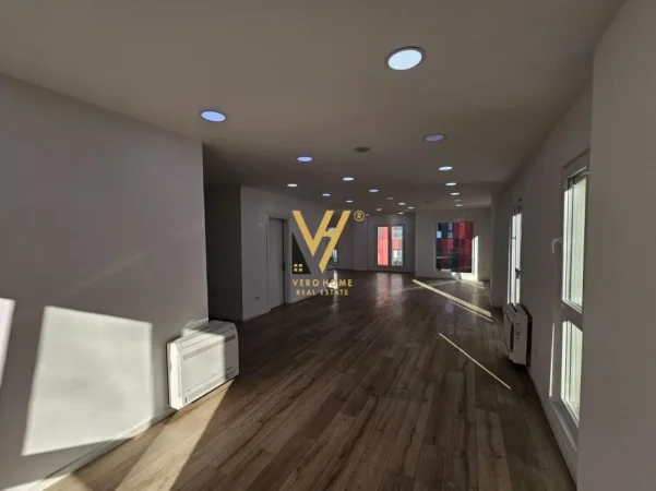 Tirane, jepet me qera zyre Kati 2, 175 m² 2.300 € (RRUGA E ELBASANIT)
