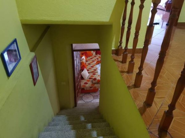 Kodra e Priftit, shesim shtepi private, 260.000 Euro