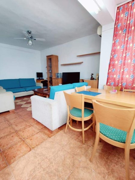 Tirane, jepet me qera apartament 2+1 Kati 5, 75 m² 45.000 Leke (Rruga Arkitekt Sinani)