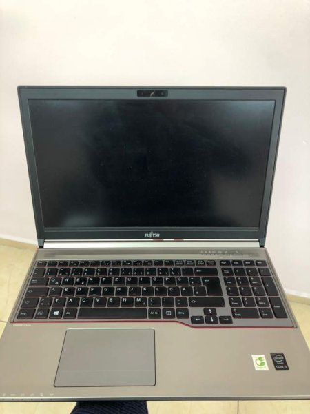 Tirane, shes Laptop Fujitsu LIFEBOOK E754 250 Euro