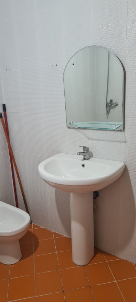 Tirane, jepet me qera apartament 2+1+BLK Kati 2, 78 m² 30.000 Leke (Fresk)