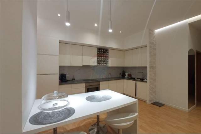 Tirane, jepet me qera apartament 1+1 73 m² 500 Euro (stadiumi aer albania)