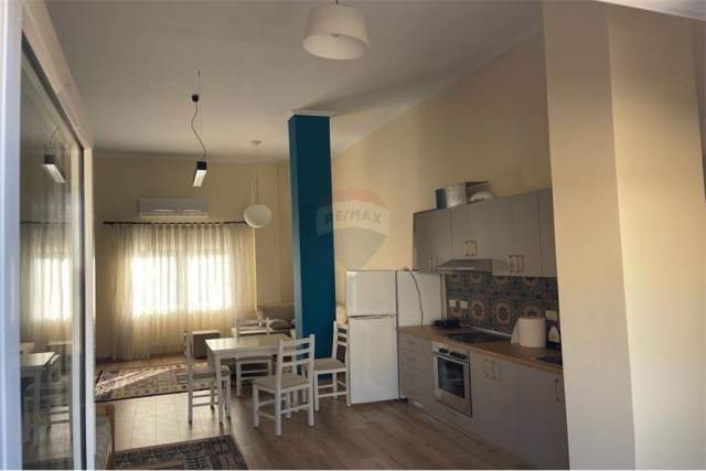Tirane, jepet me qera apartament 2+1+BLK Kati 3, 125 m² 450 Euro (Ali Demi)