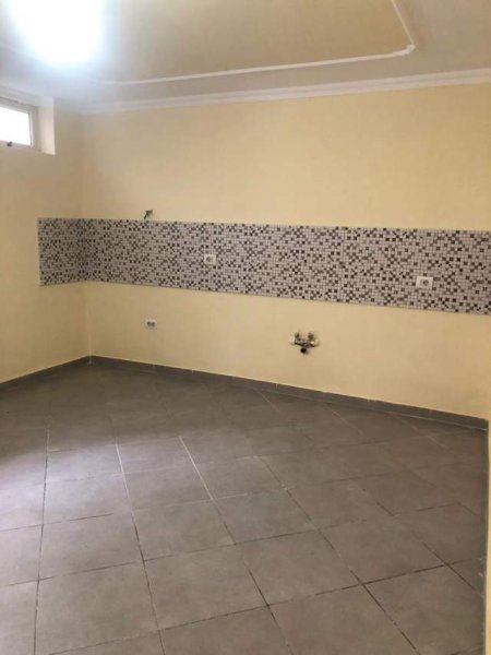 Tirane, shes apartament Kati 1, 44 m² 49.000 Euro (Hysen Xhura)