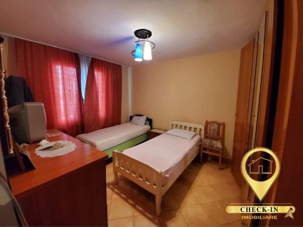 Tirane, shitet apartament 2+1+BLK Kati 4, 64 m² 80.000 Euro (Shkolla Harry Fultz)