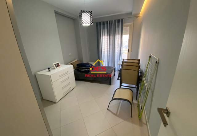 Shitet apartament 2+1+BLK Kati 6, 97 m² 150.000 Euro/Total  (Rruga Murat Terbaci, LUNGOMARE)
