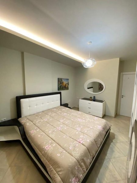 Tirane, shitet apartament 2+1 Kati 2, 138 m² 248.000 Euro (Qender)