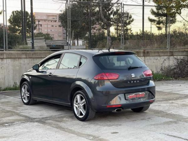 Tirane, shes makine Seat LEON Viti 2011, 6800 Euro