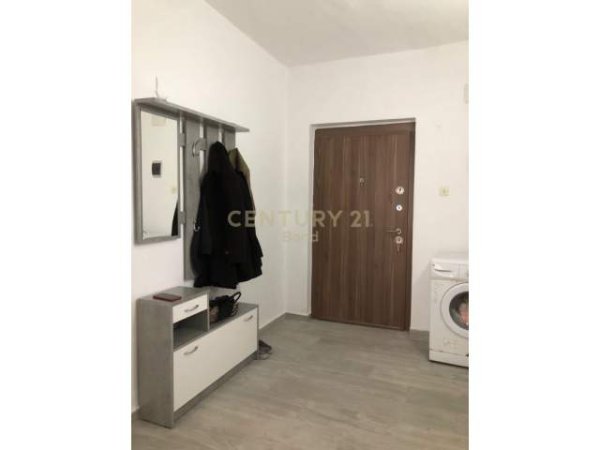 Tirane, jepet me qera apartament 2+1+BLK Kati 3, 69 m² 450 Euro (rruga e elbasanit)